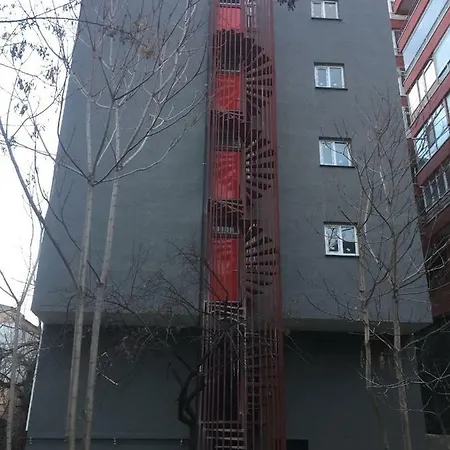 Kayhan ホテル 2*